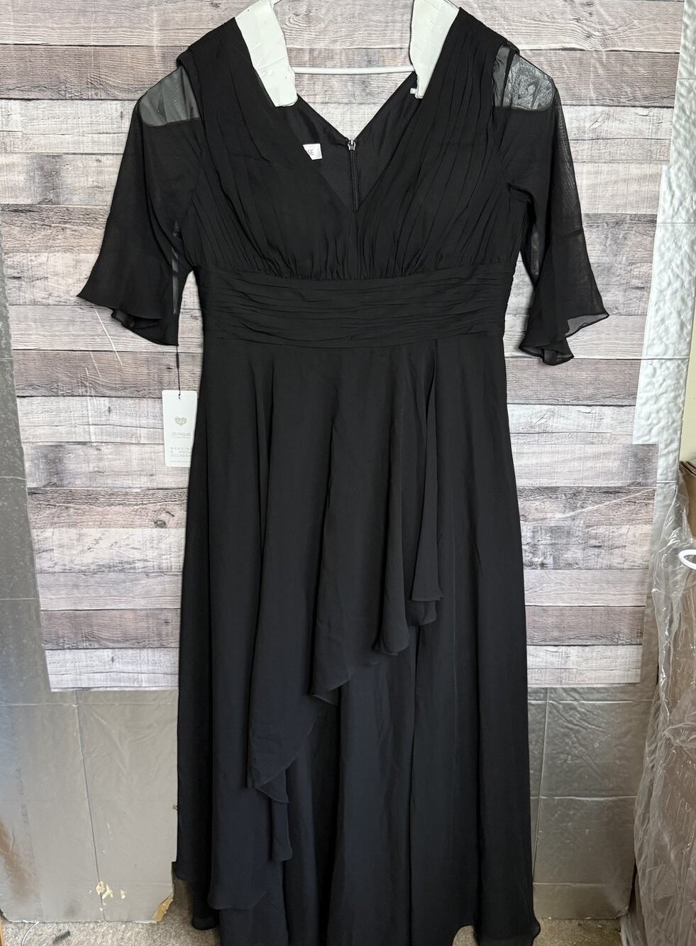 JJ's House Black Chiffon V-Neck Short Sleeve Special Occasion Dress Size 18W NWT